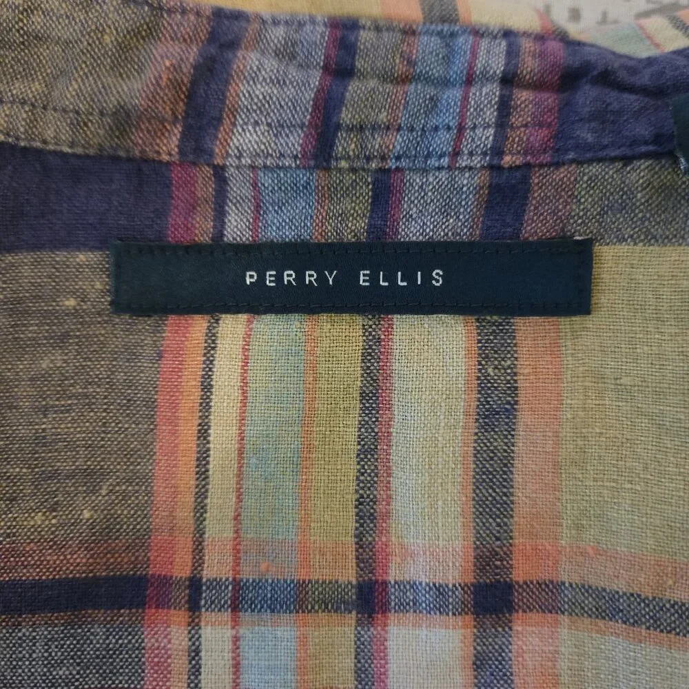 Perry Ellis beach button
